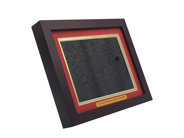 创意中空立体徽章相框...