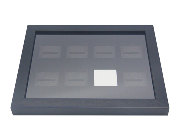 简约中空立体徽章相框...