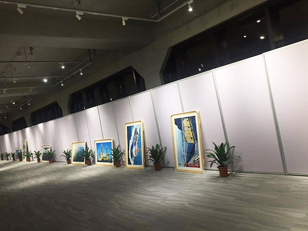 画展现场布置